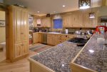 Fully Equipped and Modern Kitchen